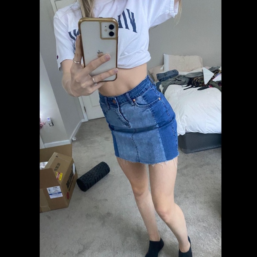 GUESS Jean skirt